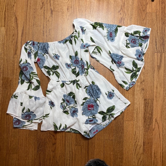 Fashion Nova Pants - Beautiful Fashion Nova Floral Romper